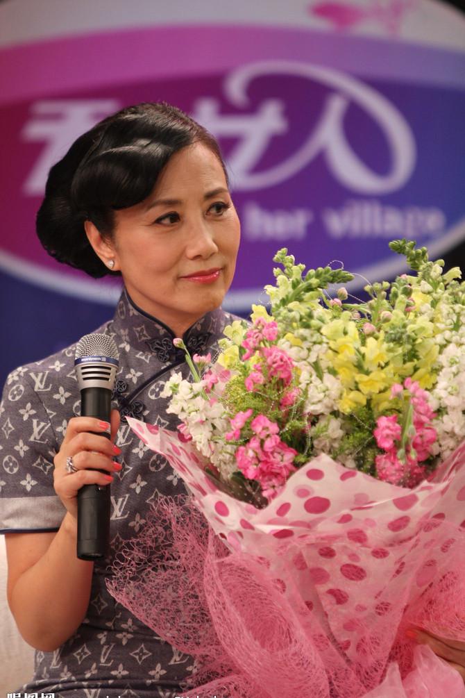 年代:1979地区:中国香港主演:谭咏麟汪明荃类型:天虹